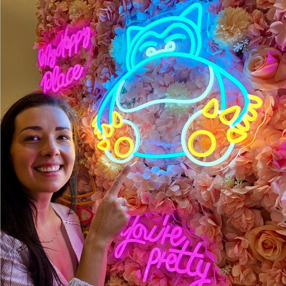 Meet your Posher, Kinzie - Picture 4 of 4